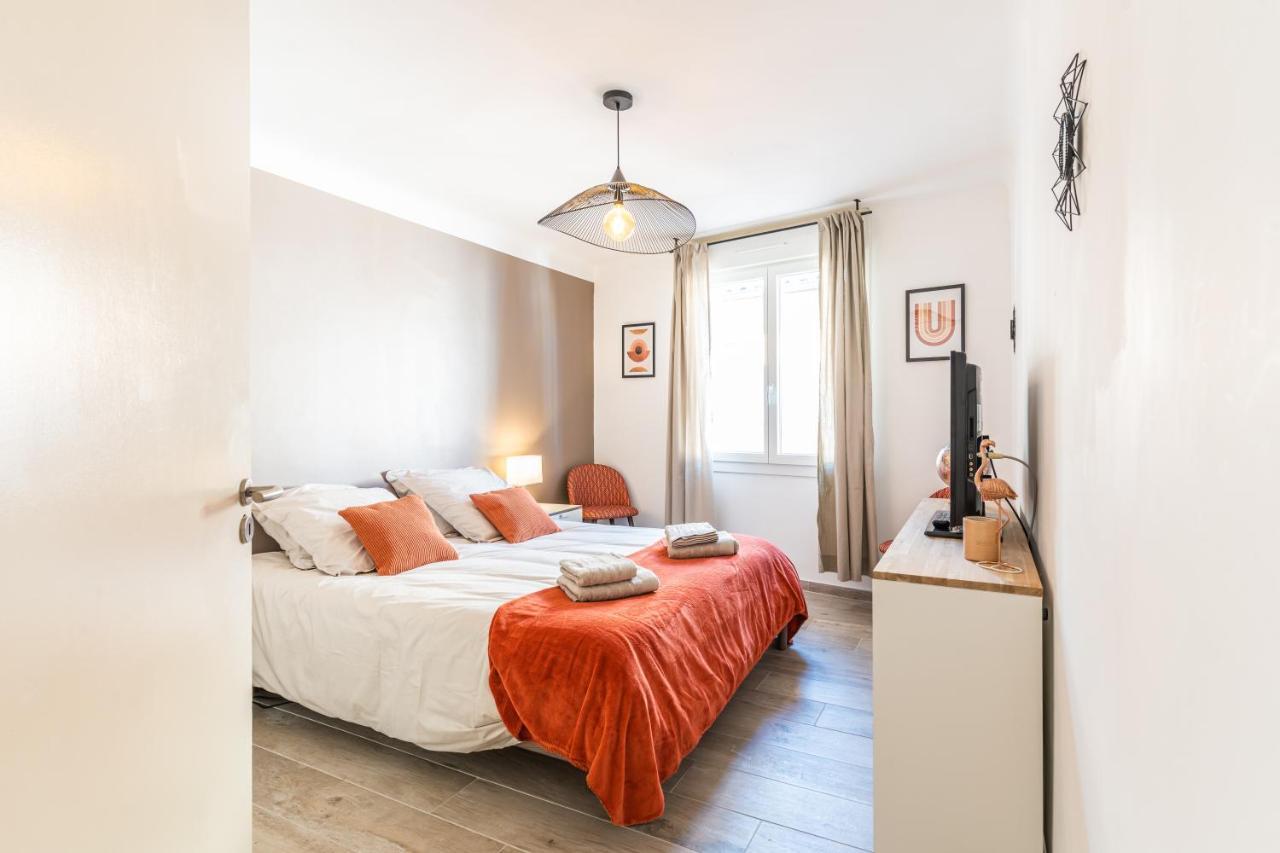 Superbe Appartement Avec Terrasse Sur Les Toits Manosque Luaran gambar